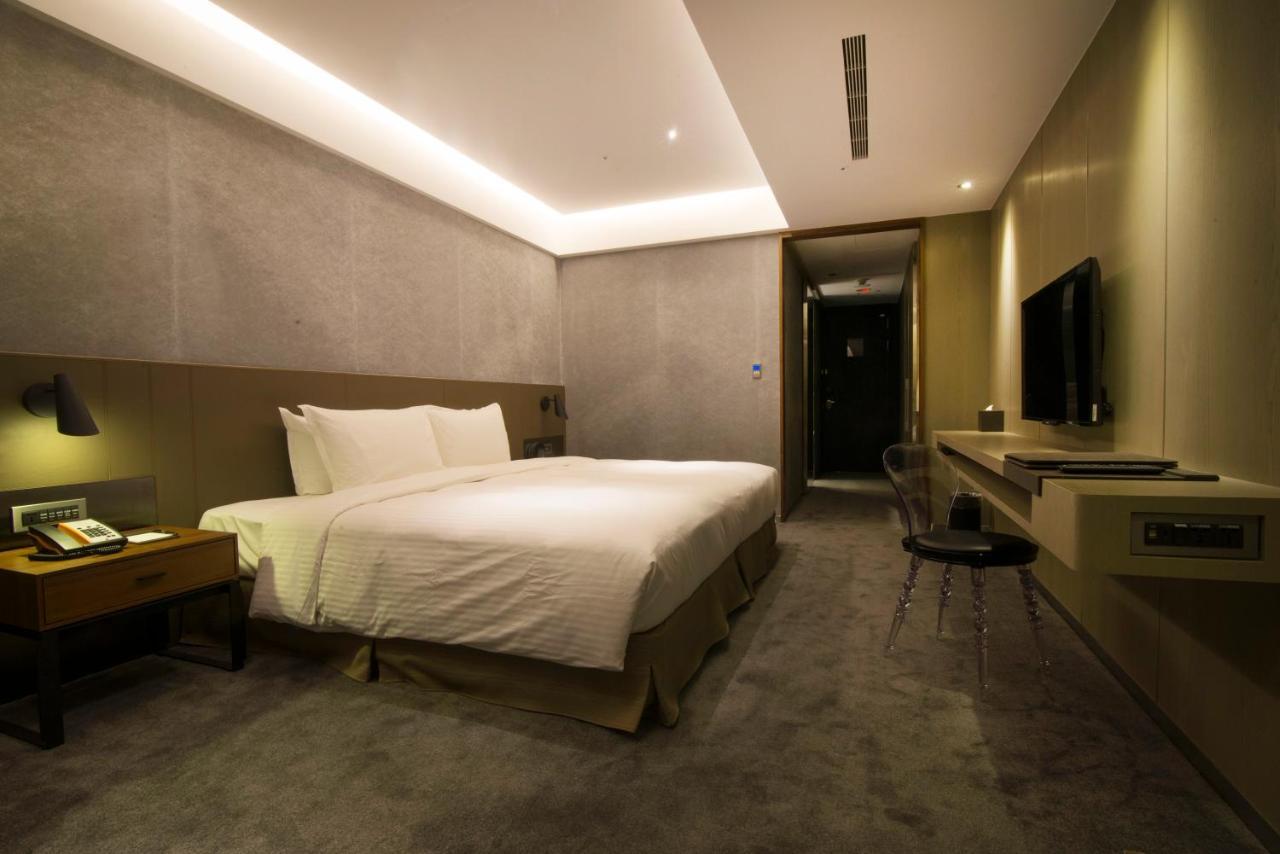 Check Inn Taipei Nanjing Exteriör bild